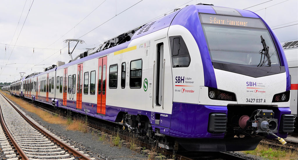 Die neuen Züge der S-Bahn Hannover zeigen sich in der Region