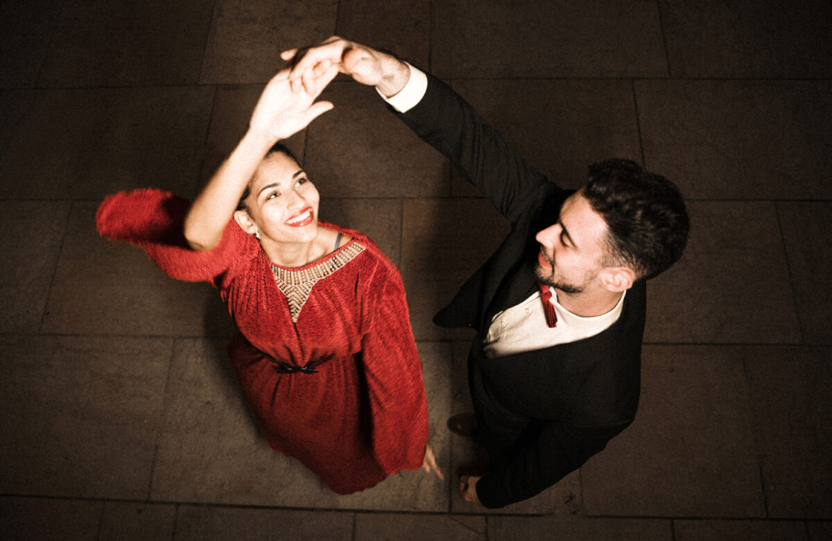 Lateinamerikanische Tänze: Mit Schwung und Spaß in den Frühling