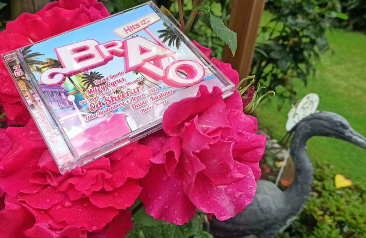 Pretty in Pink. Bravo Hits 122 vereint die Ohrwürmer des Sommers
